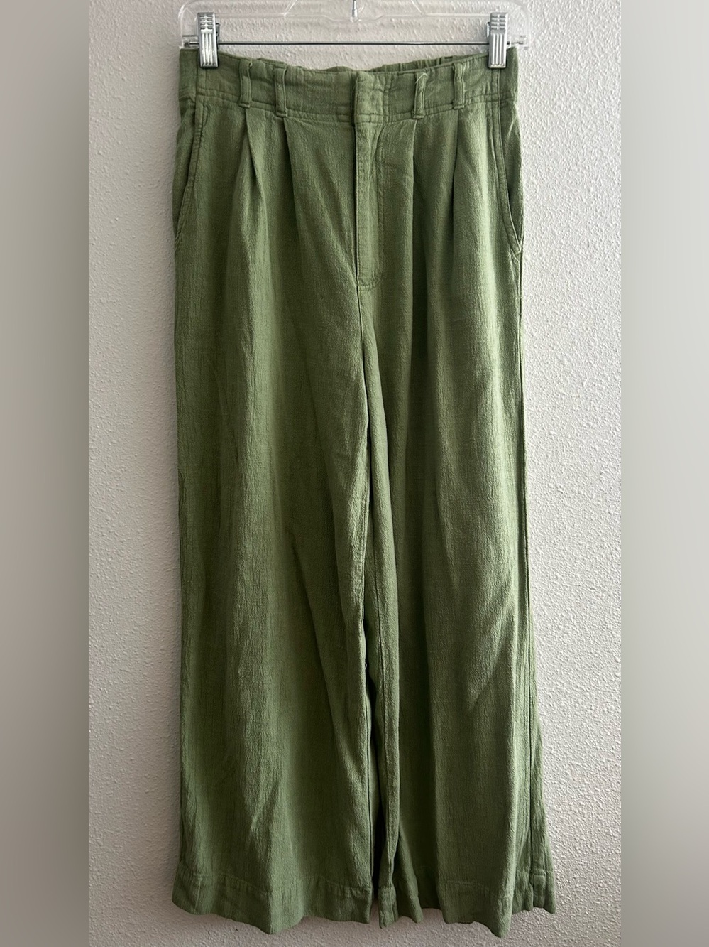 Z Supply Olive Wide-Leg Pleated Pants